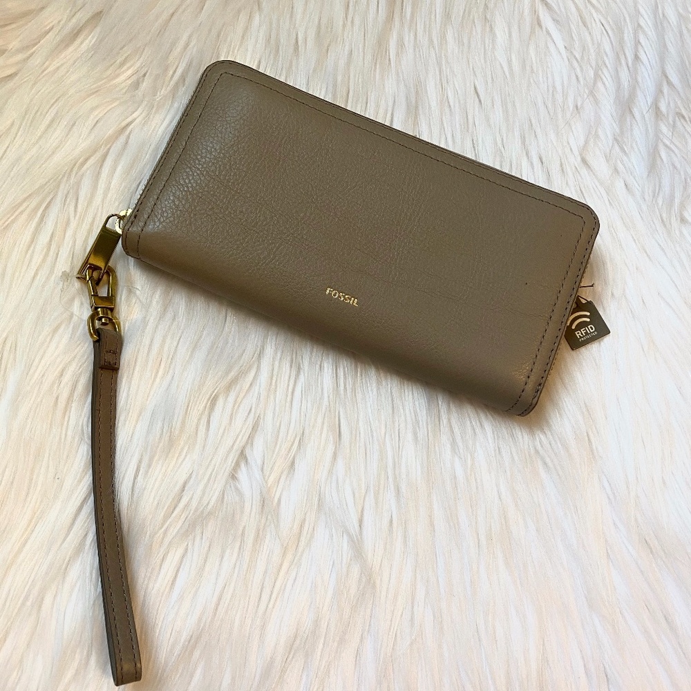 NWT Fossil Wallet Logan RFID Zip Around Clutch Beige/Taupe